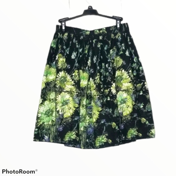 Unlisted Dresses & Skirts - Vintage Floral Green Skirt